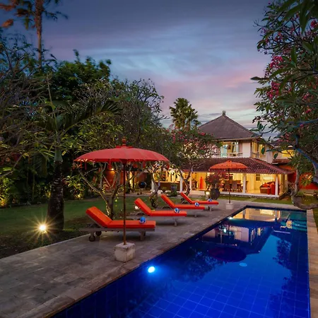 Seminyak Villa Kubuku Exterior photo